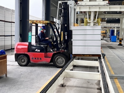 華陰 綠色創(chuàng)新引領(lǐng)可持續(xù)發(fā)展，環(huán)保產(chǎn)品構(gòu)筑生態(tài)屏障